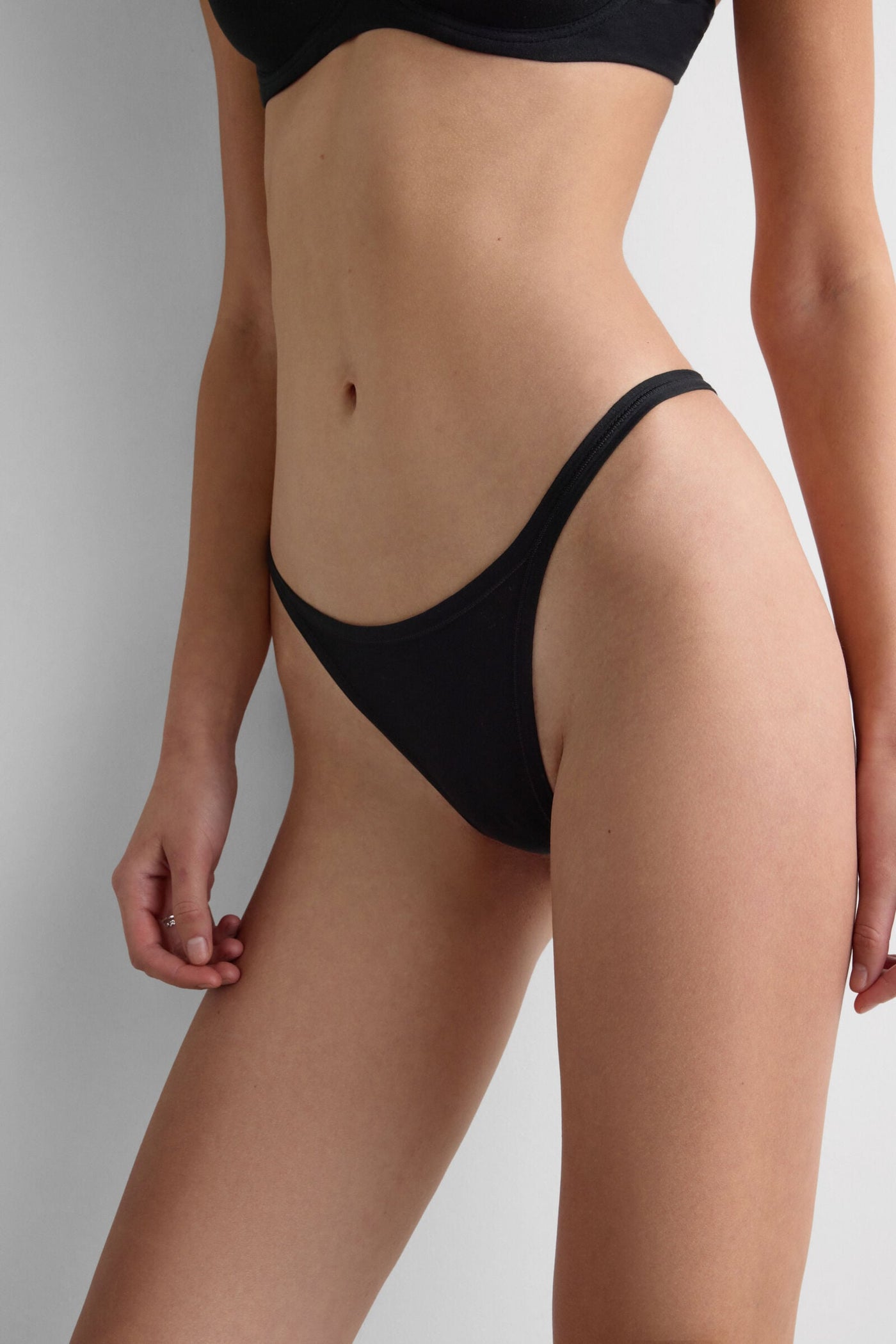Intimmi Essential Cotton Thong